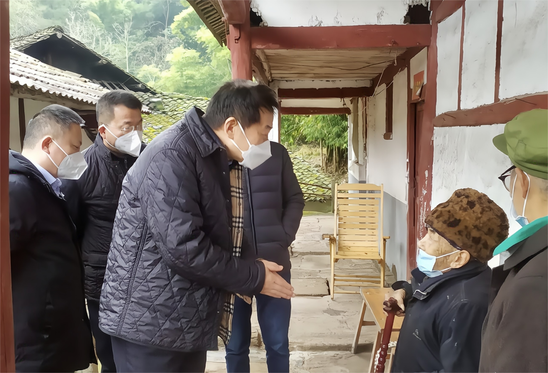 四川省hndrkj.com集团党委书记、董事长任丁率队赴嘉陵区开展帮扶工作